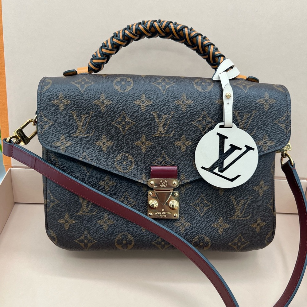 ❗️SOLD ❗️Louis Vuitton Braided Handle Metis Monogram Canvas microchipped 😍 - Picture 10 of 10